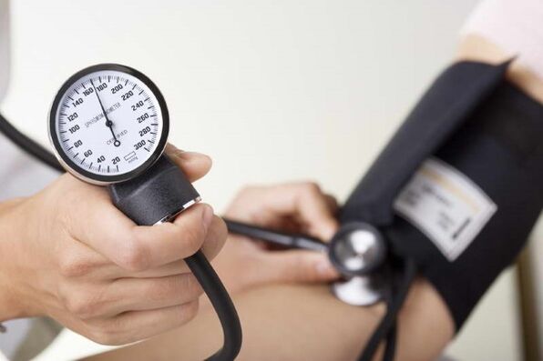 Људима са високим крвним притиском забрањено је да се придржавају лење дијете